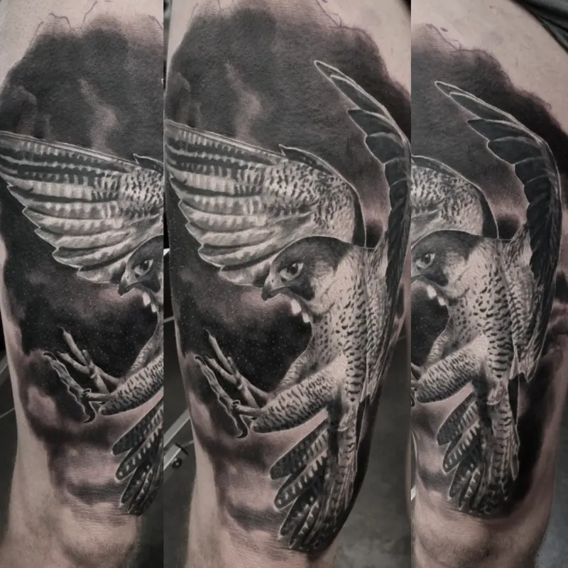 Black and grey realism animal tattoo by Tomek Turlej, tattoo artist in Edinburgh