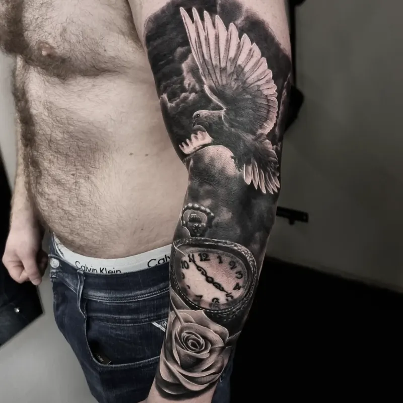 Realistic black and grey wildlife tattoo by Tomek Turlej at Studio XIII Gallery Edinburgh