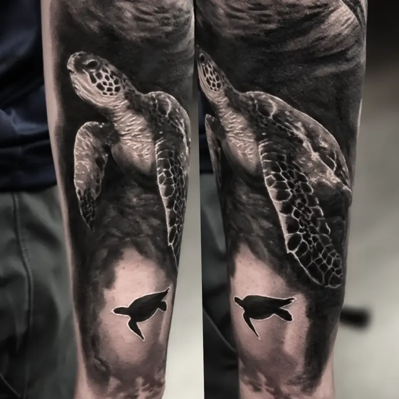 Photorealistic black and grey animal tattoo by Tomek Turlej, Studio XIII Gallery, Scotland