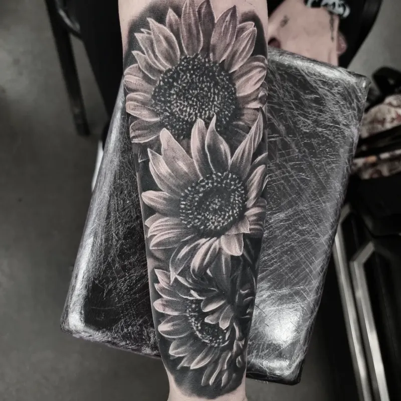 Photorealistic black and grey scenery tattoo by Tomek Turlej, Studio XIII Gallery, Scotland