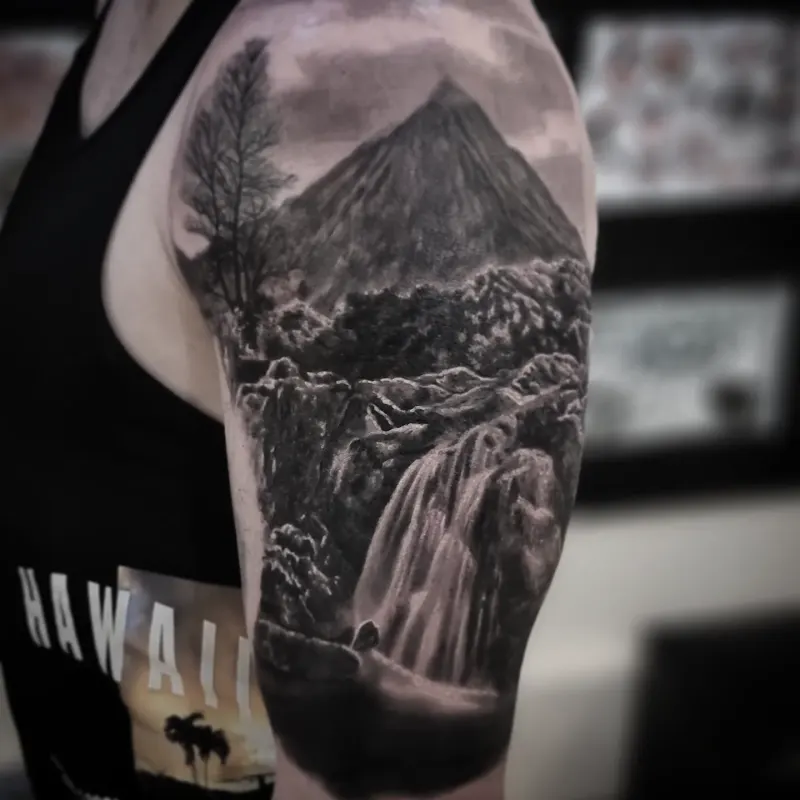 Fine detail black and grey nature tattoo, custom work by Edinburgh tattoo artist Tomek Turlej